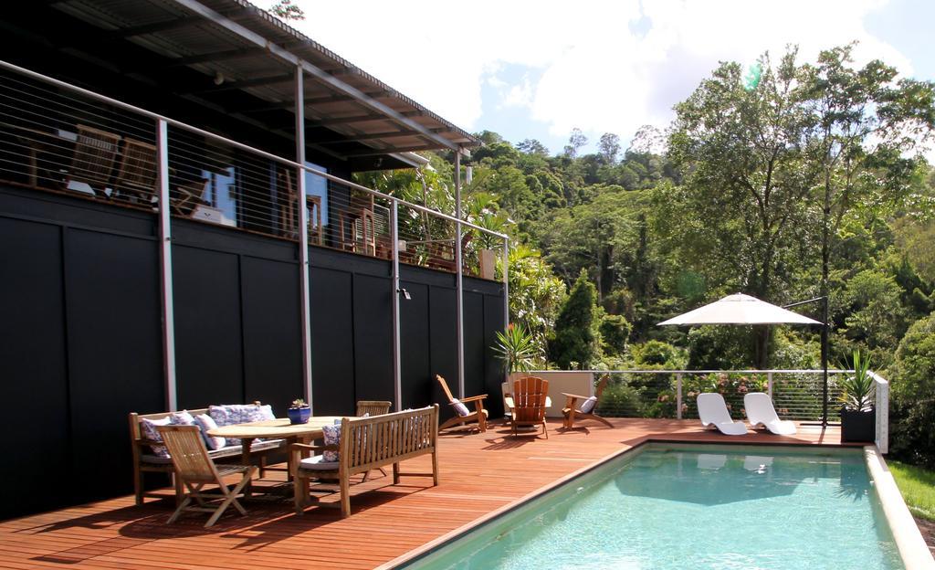 Phoenix Eumundi Bagian luar foto