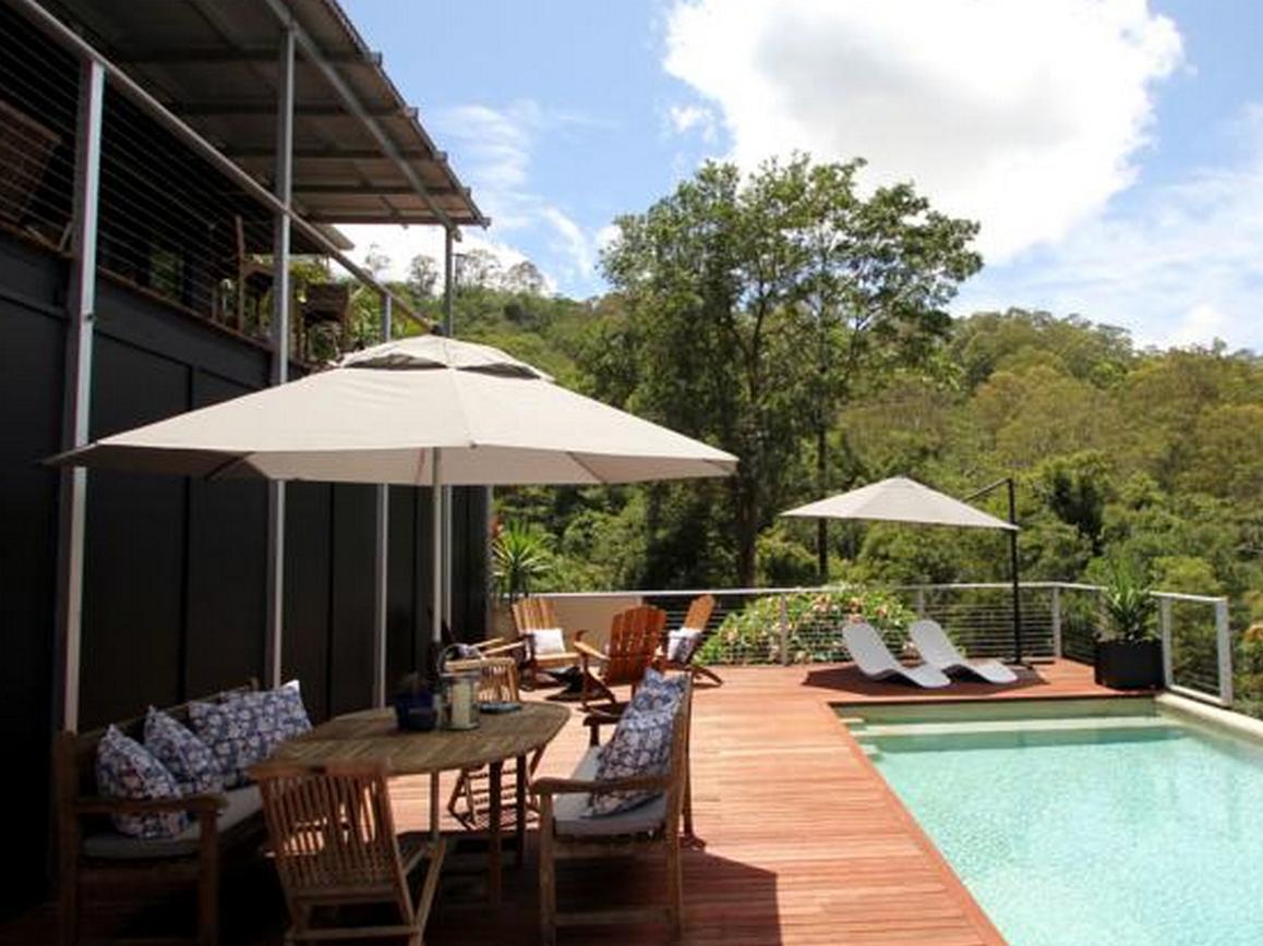 Phoenix Eumundi Bagian luar foto