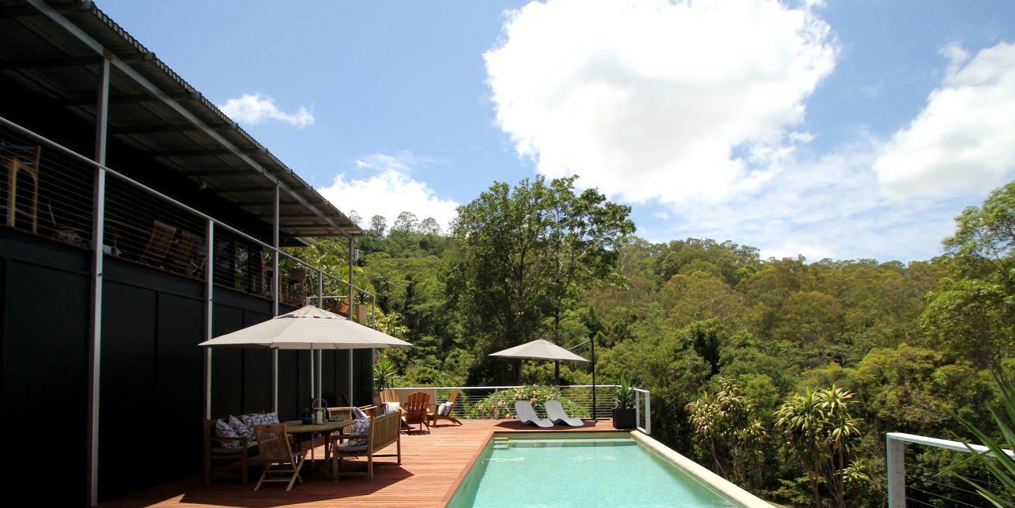 Phoenix Eumundi Bagian luar foto